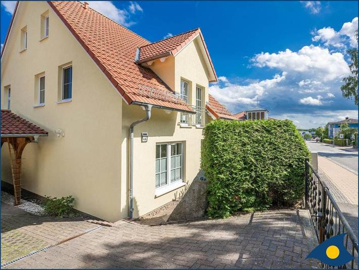 Ferienhaus für 8 Personen, mit Terrasse und Sauna sowie Garten