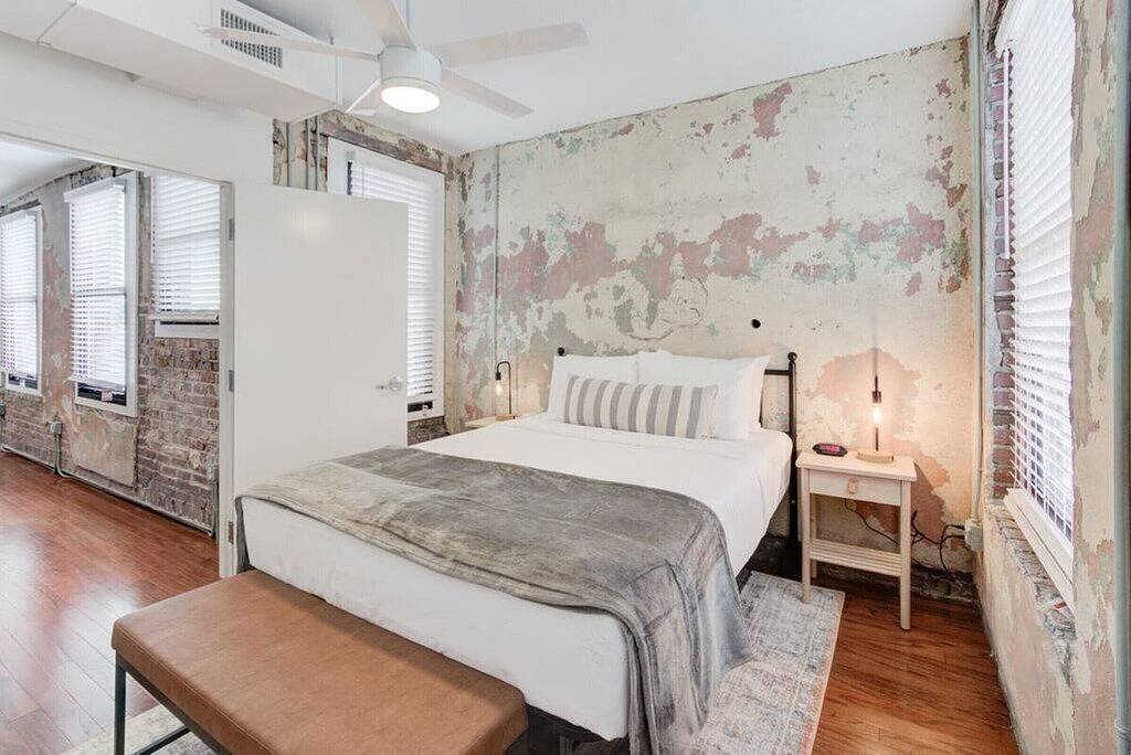 Ganze Wohnung, Sleek Historic Gem: Walk to Beale St, Eats & Music in Memphis, Tennessee