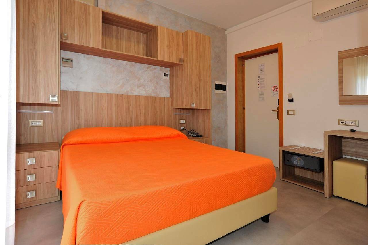 Hotel Lidia in Tortoreto Lido, Alba Adriatica