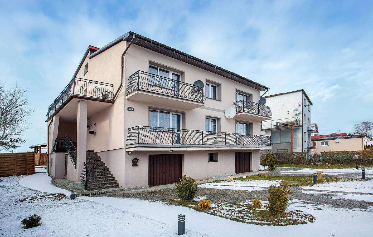 Ganze Ferienwohnung, Ferienwohnung für 10 Personen mit Garten in powiat kartuski