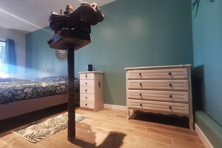 Gîte pour 4 personnes, avec terrasse ainsi que jardin et piscine, animaux acceptés à Sadirac - 2