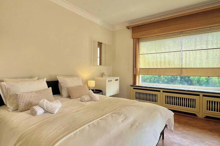 Location de vacances pour 16 personnes, avec jardin et piscine ainsi que sauna et balcon à Halle (Flandre) - 2