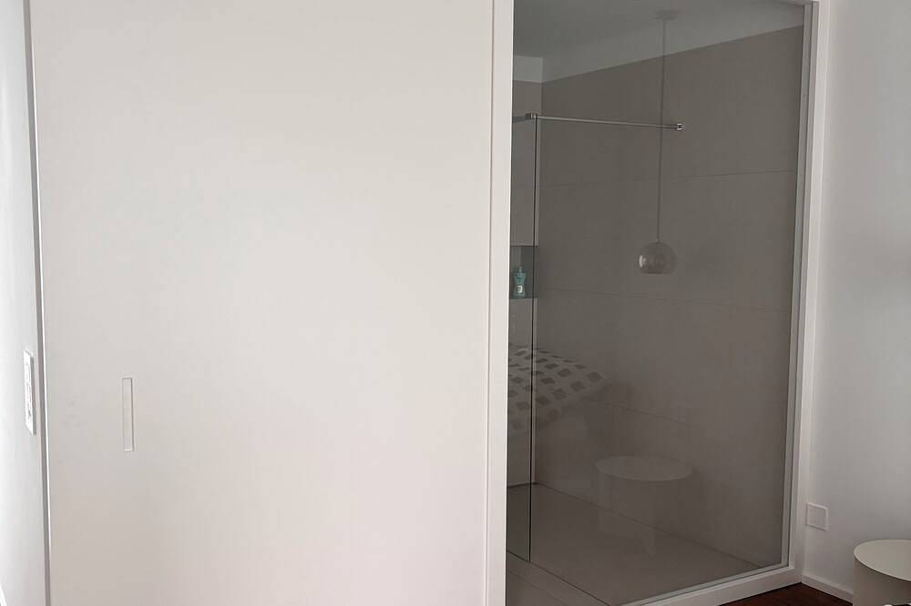 Ganze Wohnung, Moderne Ferienwohnungin Seenähe in Tägerwilen, Untersee