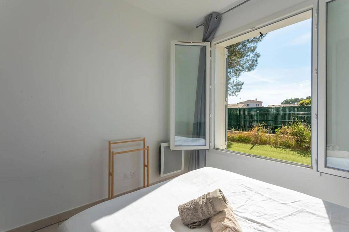 Appartement entier, Modern apartment for 4 with private garden in Puget-sur-Argens, Côte méditerranéenne (France)
