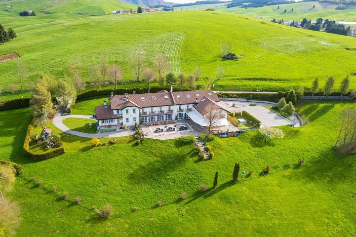 Hôtel pour 2 personnes, avec jardin ainsi que vue et sauna, animaux acceptés