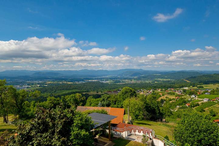 Location de vacances pour 6 personnes, avec jardin et balcon dans Novo mesto - 4