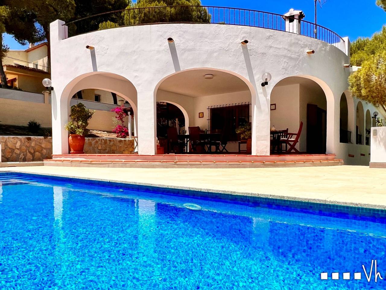 Charming rustic villa with private pool and air conditioning in Moraira in Valle del Portet, Teulada (Spain)