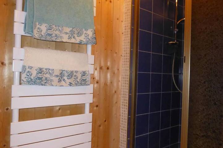 Gîte pour 4 personnes, avec terrasse et jardin à Marignier - 4