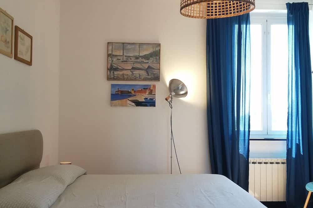 Three-room apartment with private garden in Chiavari, Riviera di Levante