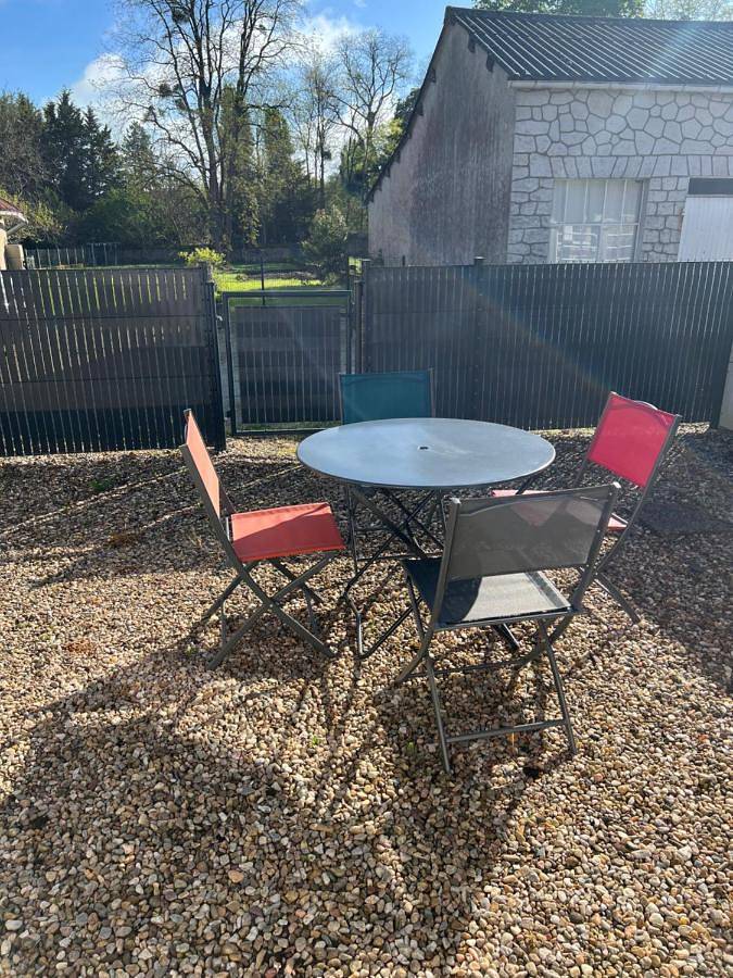 Location de vacances pour 4 personnes, avec terrasse, animaux acceptés à Vendœuvres - 2