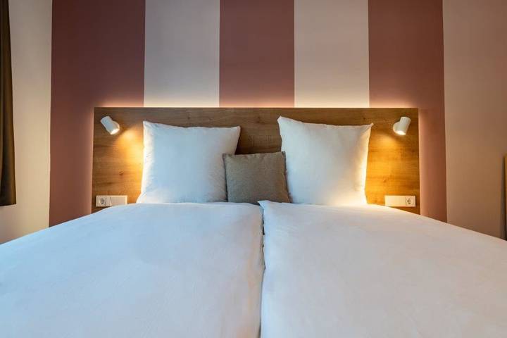 Hotel für 4 Personen, mit Terrasse und Sauna in Titisee-Neustadt - 2
