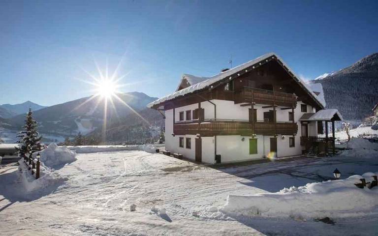 Ganze Ferienwohnung, Ferienwohnung mit Balkon und Heizung in Valdidentro, Nationalpark Stilfser Joch