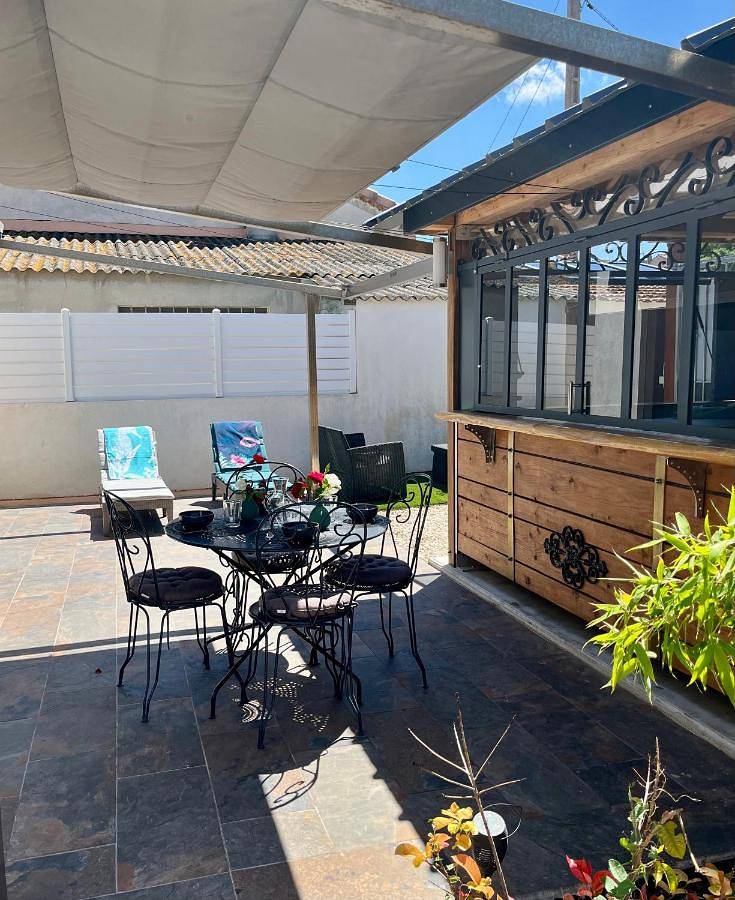 One-Bedroom House in Châteauneuf-les-Martigues, Côte méditerranéenne (France)