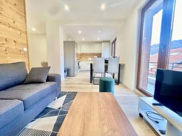 Gîte pour 2 personnes, avec vue et balcon à Cluses