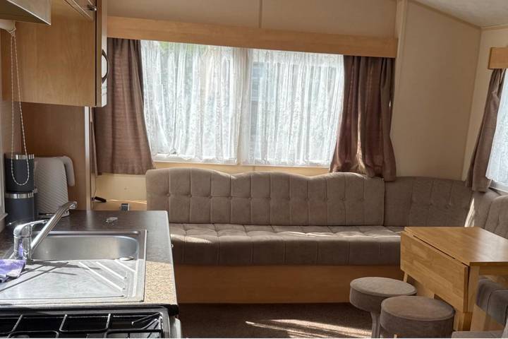 Chalet for 6 people, with terrace, child-friendly in Chapel St. Leonards