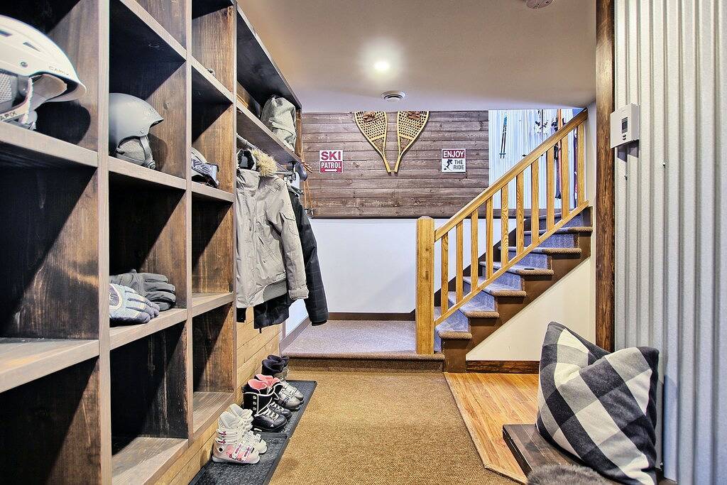 Chalet for 15 Guests in Mont Blanc (Quebec), Quebec