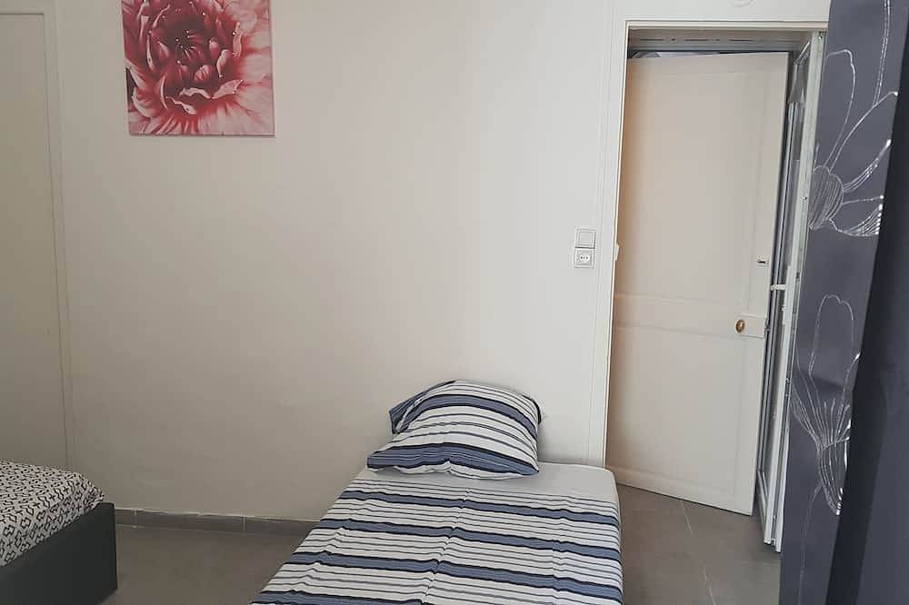 Entire apartment, Cosy F2 near Disneyland Paris in Meaux, Seine-et-Marne