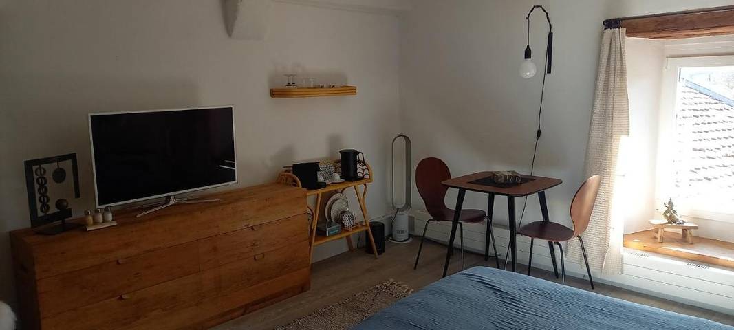 Chambre d’hôte pour 2 personnes, avec vue et terrasse dans Canton de Neuchâtel - 2