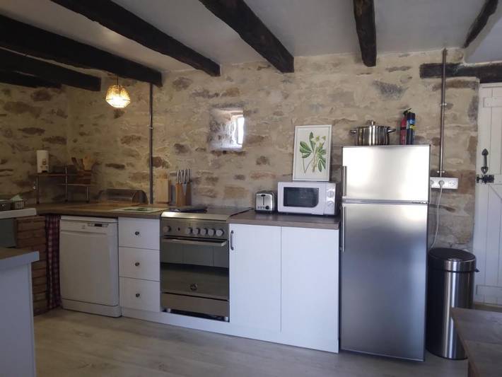 Location de vacances pour 4 personnes, avec jardin et vue à La Roche-l'Abeille - 3