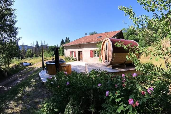 Villa pour 12 personnes, avec Terrasse et Jacuzzi ainsi que Jardin et Sauna dans Lorraine