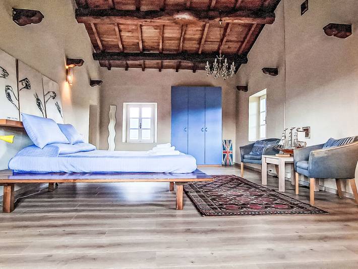 Location de vacances pour 8 personnes, avec terrasse ainsi que jardin et vue, animaux acceptés à Barga - 3