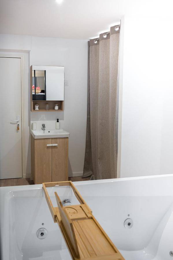 Gîte pour 3 personnes, avec jacuzzi et balcon dans Office de Tourisme de Bergerac Sud Dordogne - 2