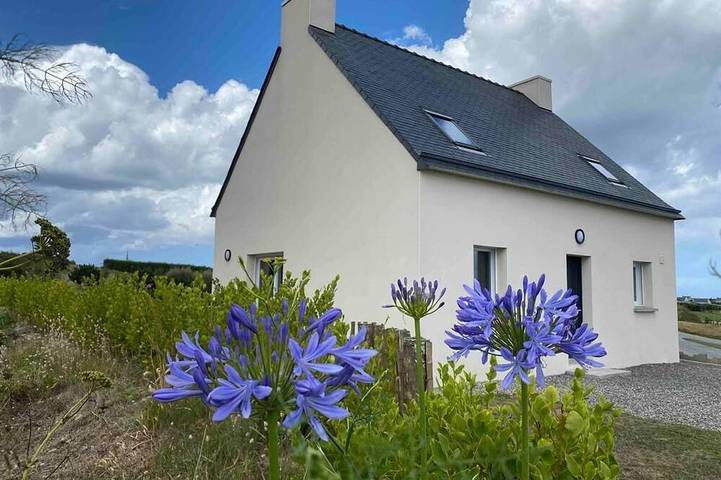Location de vacances pour 8 personnes, avec terrasse et jardin à Île de Batz