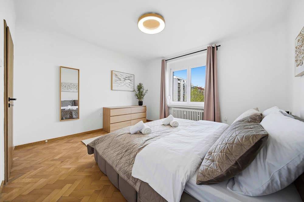 Appartement entier, Central Brightside Suites -  Up to 6 guests in Bratislava, Région de Bratislava