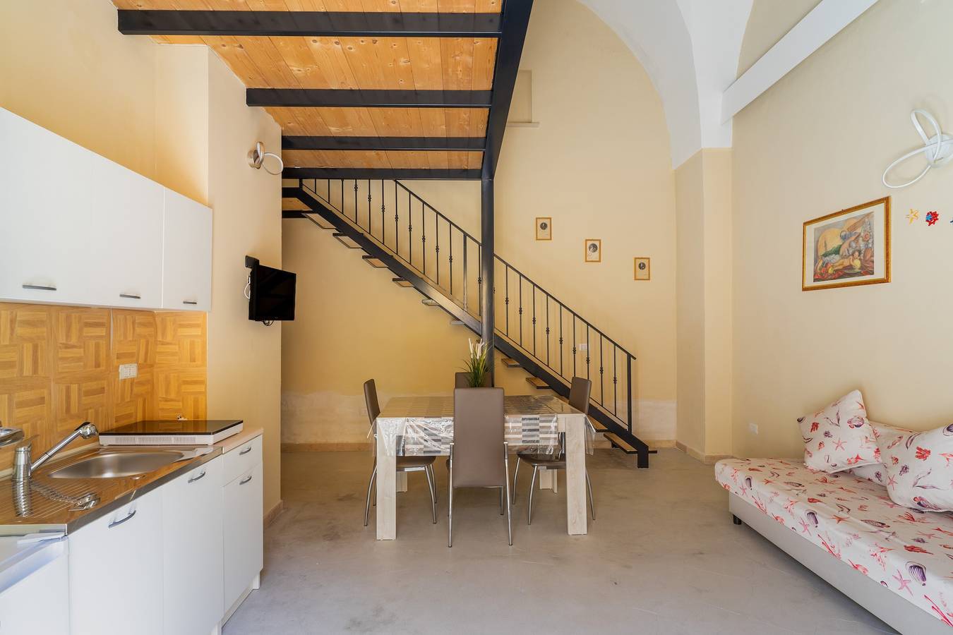 Entire apartment, Apartment 'Simone' with Wi-Fi and Air Conditioning in Alezio, Gulf of Taranto