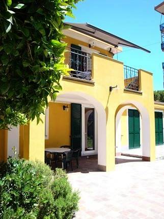 Maison d’hôte pour 3 personnes, avec Terrasse ainsi que Jardin et Vue dans Ligurie