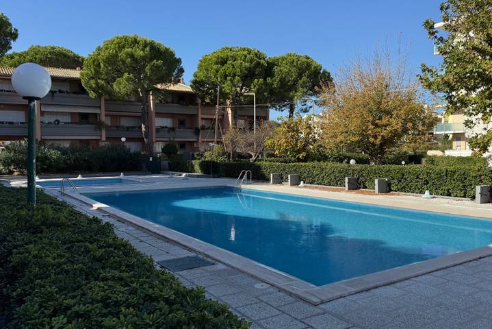 Ganze Wohnung, M079 - Marcelli, seafront three-room apartment in a residence with swimming pool in Numana, Riviera del Conero