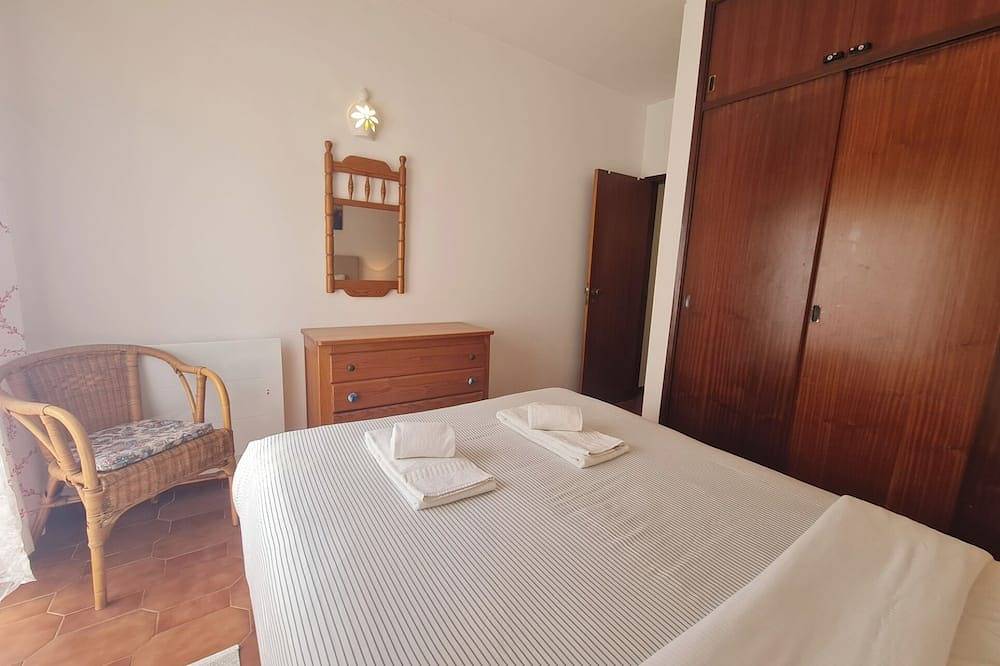 Ganze Wohnung, Gemütliches Apartment mit Meerblick, 2 Minuten vom Strand, Wlan, Heizung in Praia da Luz, Faro Distrikt