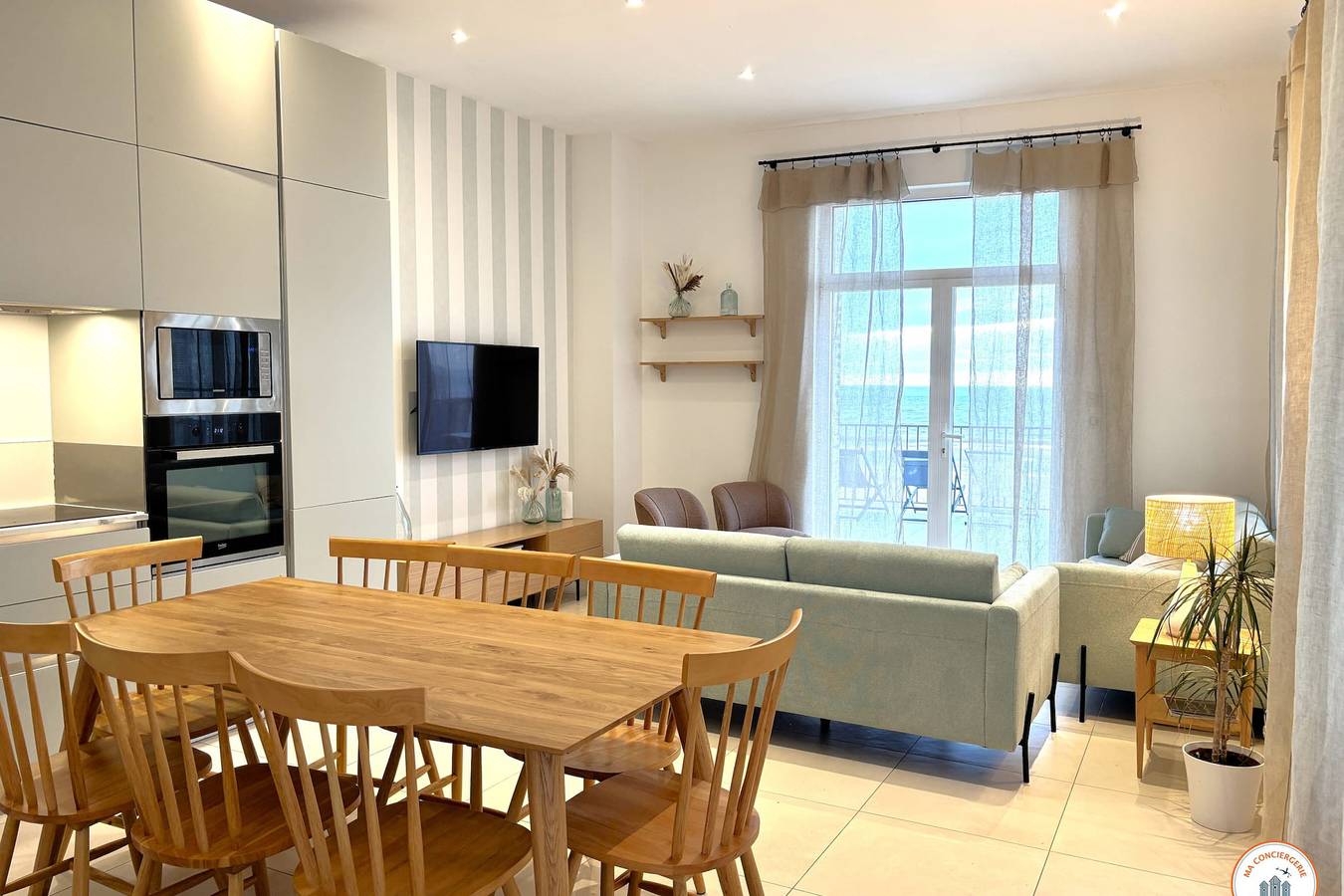 Ganze Wohnung, Ferienwohnung für 8 Personen mit Terrasse in Trouville-sur-Mer, Lisieux und Umgebung