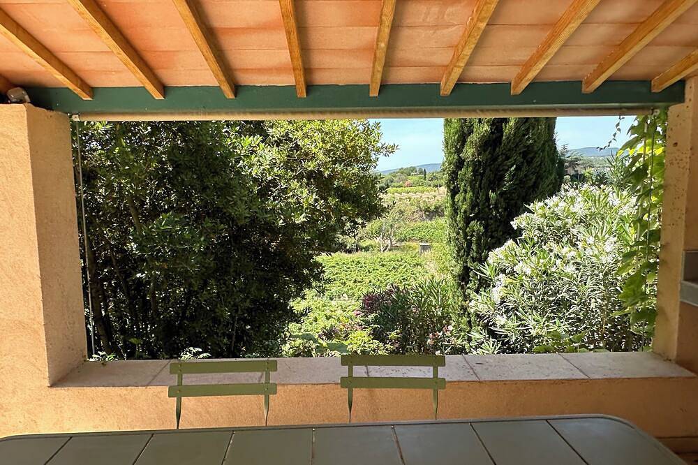 Maison de Famille Entre Pinède et Vignes à 15mn de la Plage in Le Castellet, Toulon region