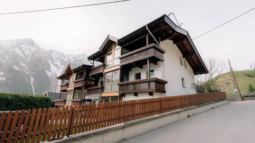 Appartement voor 3 personen, met balkon in Huben