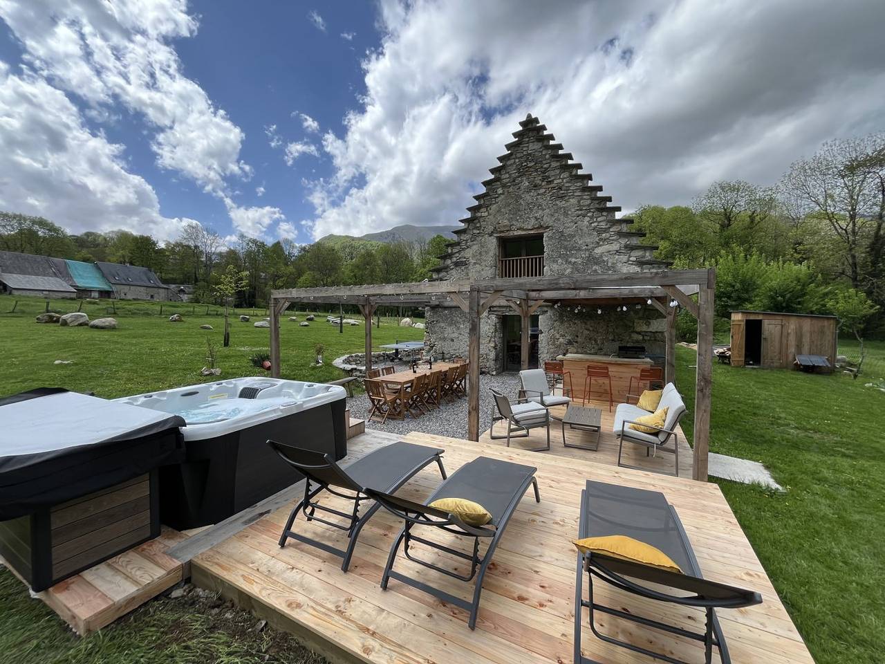 Gîte de montagne, chaleureux et convivial, jacuzzi in Campan, Pyrénées