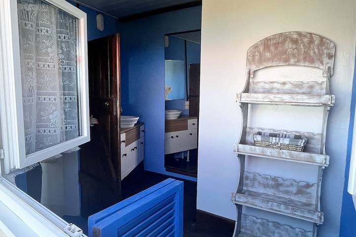 Location de vacances pour 2 personnes, avec jardin et terrasse à Calcatoggio - 4