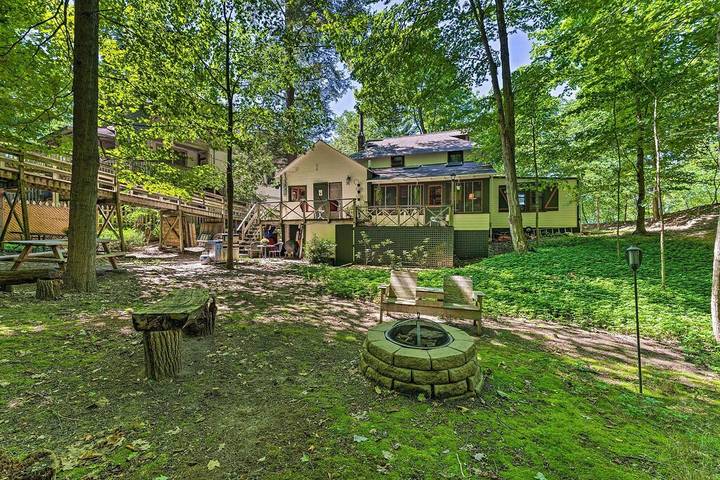 Gîte pour 11 personnes, avec terrasse et jardin