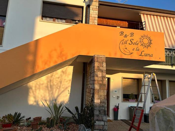 B&B für 4 Personen, mit Garten und Pool sowie Ausblick in Garda