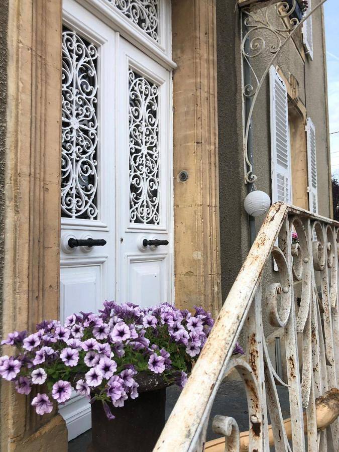 Gîte pour 5 personnes, avec Terrasse ainsi que Jardin et Sauna à Carignan - 2