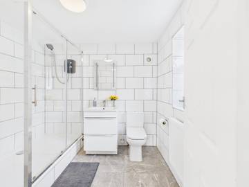 Holiday Apartment for 2 People in Birmingham, Birmingham Area, Photo 3