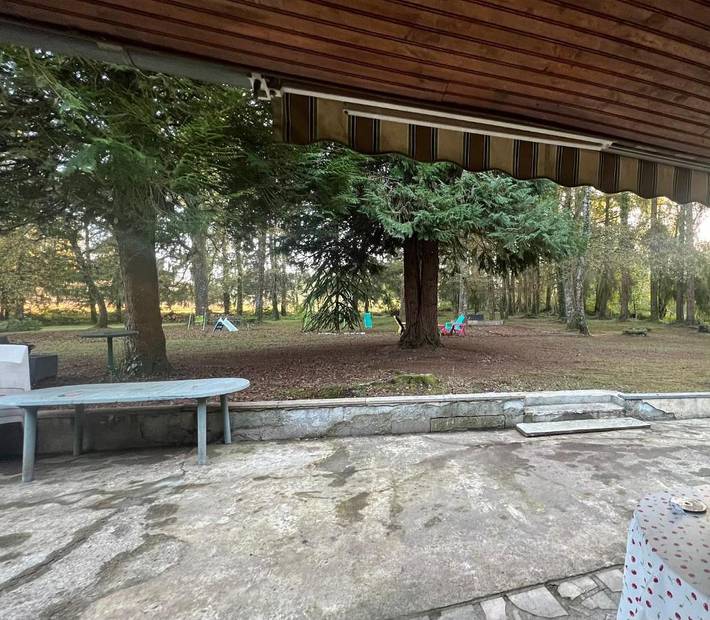 Location de vacances pour 8 personnes, avec jardin et vue sur le lac, animaux acceptés à Château-Chervix - 4