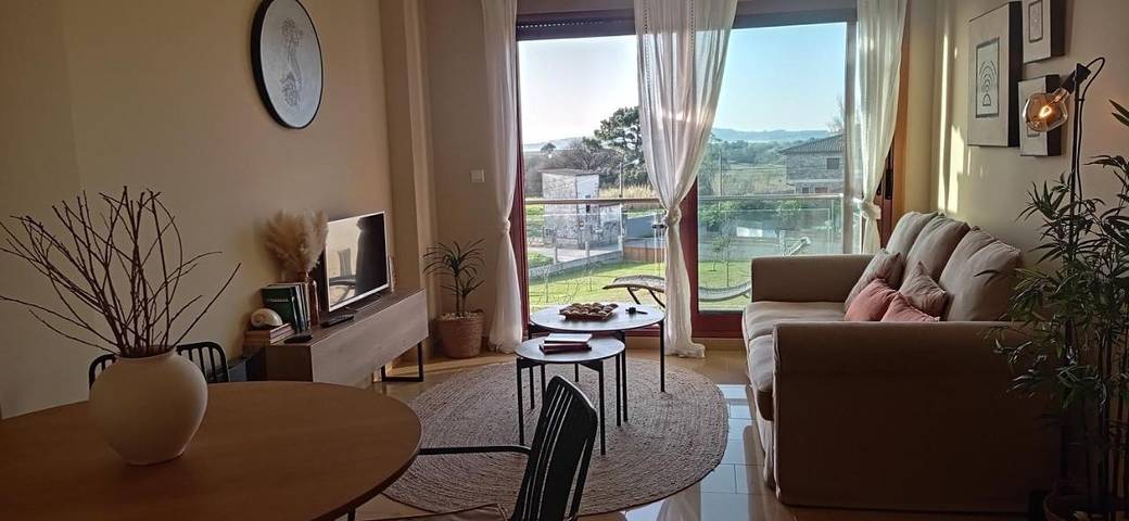 Apartamento de férias para 2 pessoas, com jardim e piscina e ainda vista em Sanxenxo