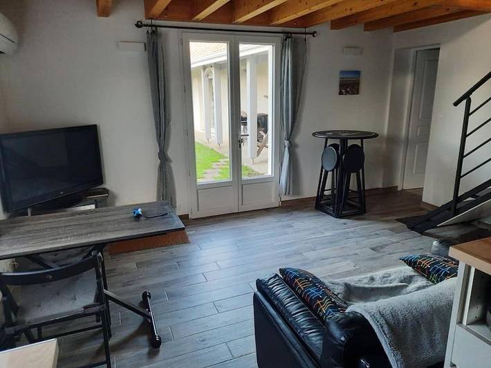 Location de vacances pour 4 personnes, avec jardin et terrasse à Faleyras - 2