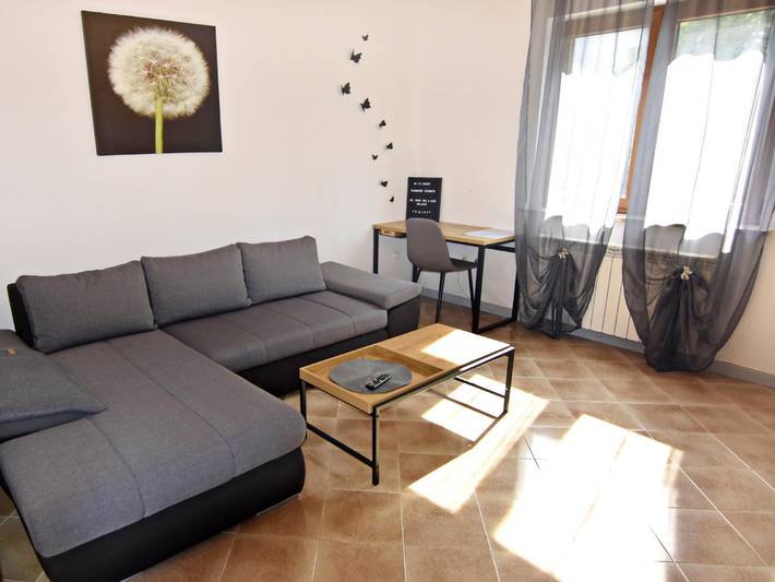 Ganze Wohnung, Helle Unterkunft in der Nähe des Meeres in Zambratija in Zambratija, Umag und Umgebung