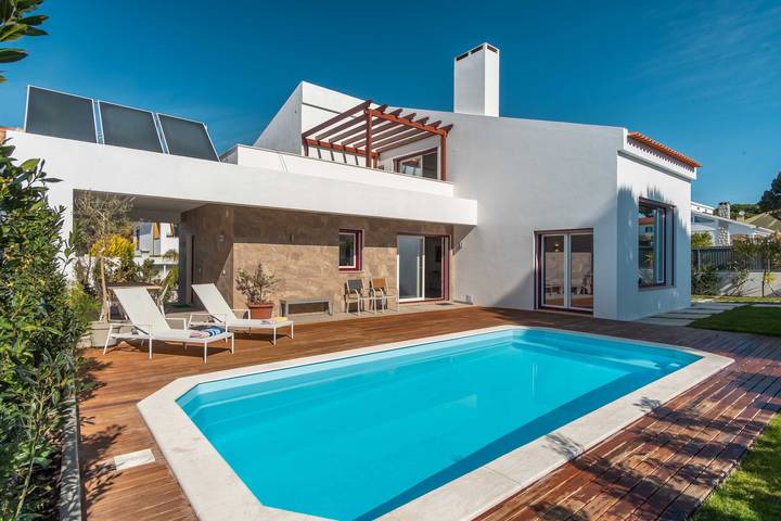 Casa de férias para 9 pessoas, com Varanda e Terraço e ainda Jardim and Piscina na Costa de Caparica