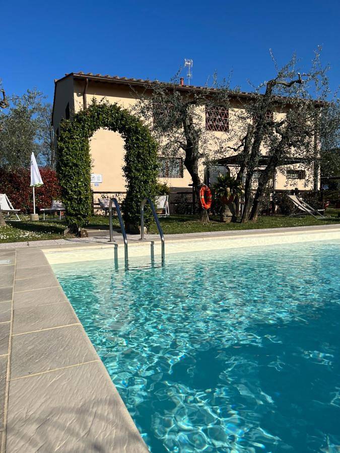 Location de vacances pour 2 personnes, avec jardin et piscine à Fiesole - 2