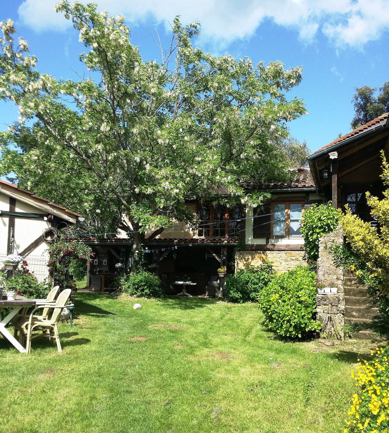 Gîte pour 4 personnes avec piscine in Vitrac, Périgord Noir