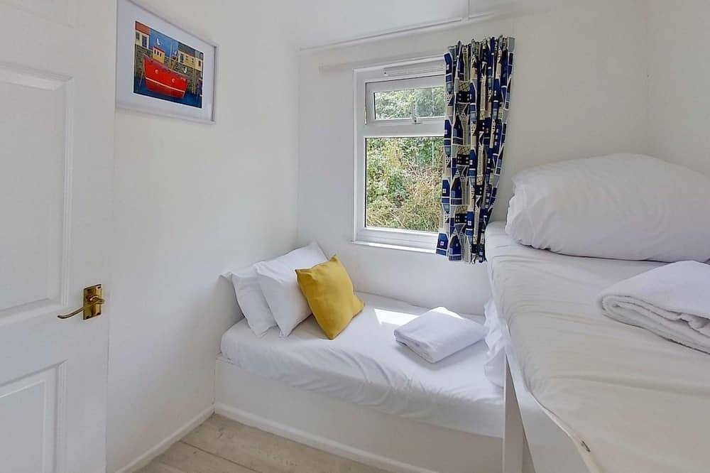 E20 The Firs, Riviere Towans in Hayle, Cornwall