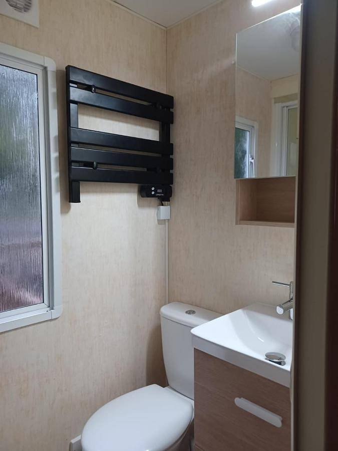 Camping pour 6 personnes, avec vue ainsi que terrasse et vue sur le lac dans Haute-Vienne - 4